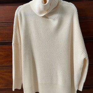Turtle neck sweater